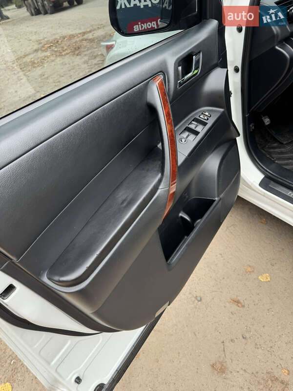 Внедорожник / Кроссовер Toyota Highlander 2010 в Киеве фото 6 Внедорожник / Кроссовер Toyota Highlander 2010 в Киеве