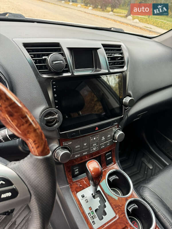 Внедорожник / Кроссовер Toyota Highlander 2010 в Киеве фото 7 Внедорожник / Кроссовер Toyota Highlander 2010 в Киеве