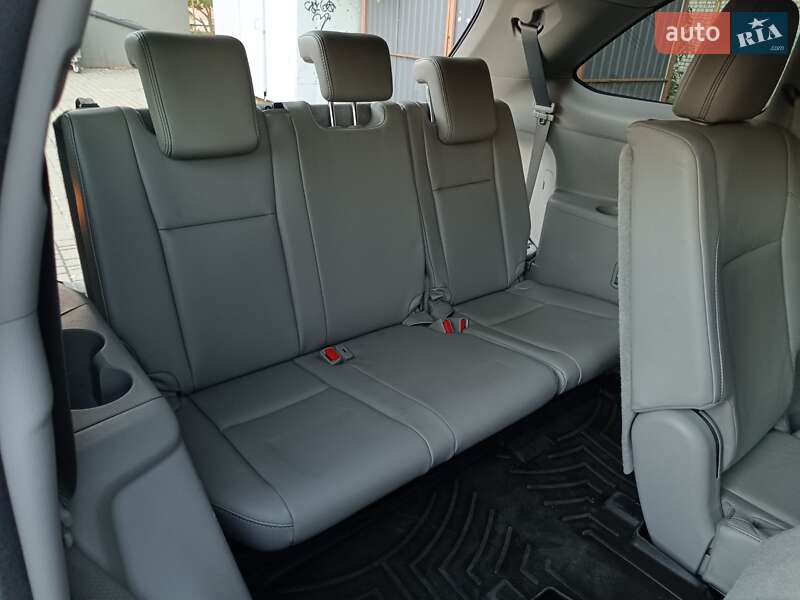Внедорожник / Кроссовер Toyota Highlander 2017 в Днепре фото 54 Внедорожник / Кроссовер Toyota Highlander 2017 в Днепре