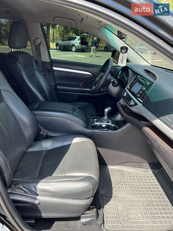 Внедорожник / Кроссовер Toyota Highlander 2014 в Николаеве фото 23 Внедорожник / Кроссовер Toyota Highlander 2014 в Николаеве