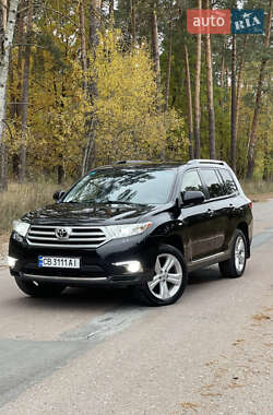 Внедорожник / Кроссовер Toyota Highlander 2012 в Чернигове