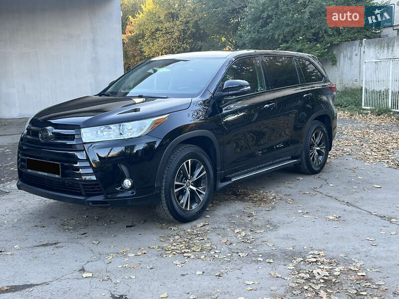 Внедорожник / Кроссовер Toyota Highlander 2017 в Хмельницком фото 9 Внедорожник / Кроссовер Toyota Highlander 2017 в Хмельницком