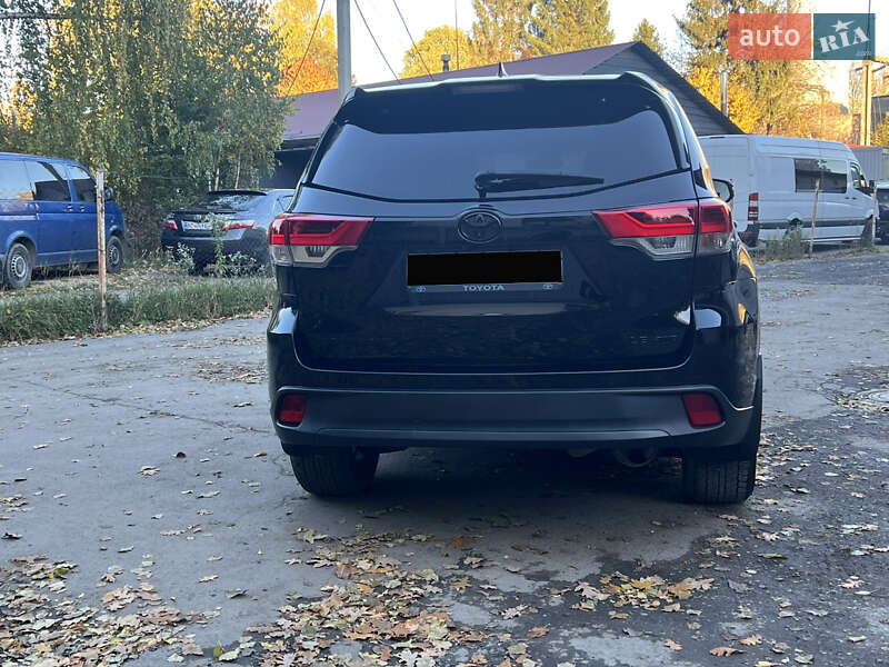 Внедорожник / Кроссовер Toyota Highlander 2017 в Хмельницком фото 22 Внедорожник / Кроссовер Toyota Highlander 2017 в Хмельницком