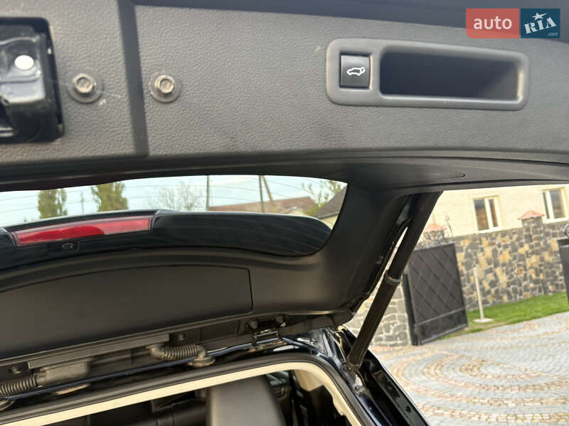 Внедорожник / Кроссовер Toyota Highlander 2020 в Луцке