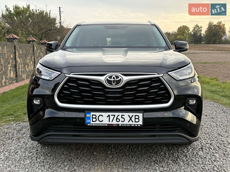Внедорожник / Кроссовер Toyota Highlander 2020 в Луцке