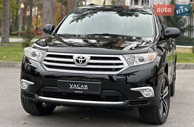 Позашляховик / Кросовер Toyota Highlander 2012 в  фото 4 Позашляховик / Кросовер Toyota Highlander 2012 в