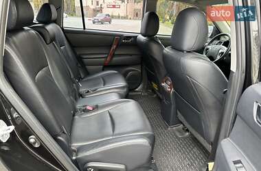 Позашляховик / Кросовер Toyota Highlander 2012 в  фото 24 Позашляховик / Кросовер Toyota Highlander 2012 в