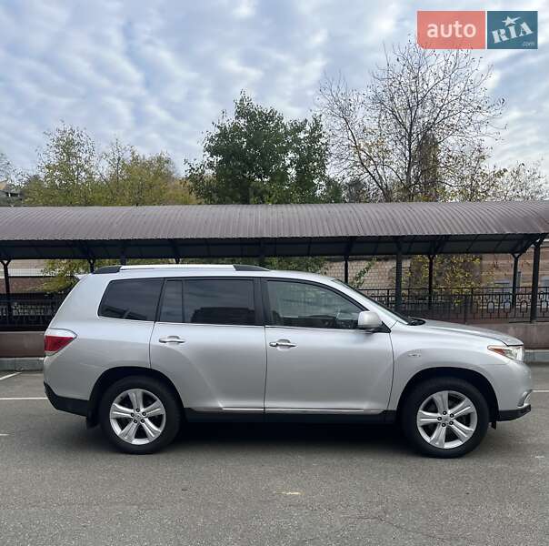 Внедорожник / Кроссовер Toyota Highlander 2011 в Киеве фото 3 Внедорожник / Кроссовер Toyota Highlander 2011 в Киеве