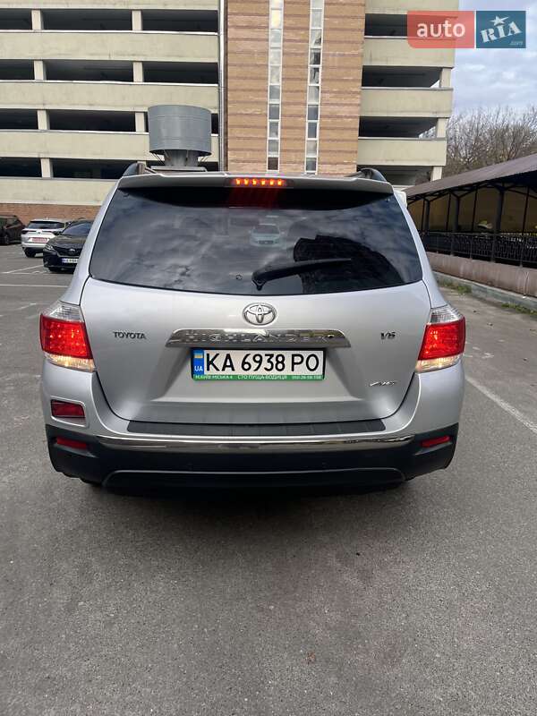 Внедорожник / Кроссовер Toyota Highlander 2011 в Киеве фото 6 Внедорожник / Кроссовер Toyota Highlander 2011 в Киеве