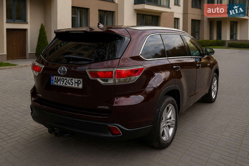 Позашляховик / Кросовер Toyota Highlander 2015 в Хмельницькому