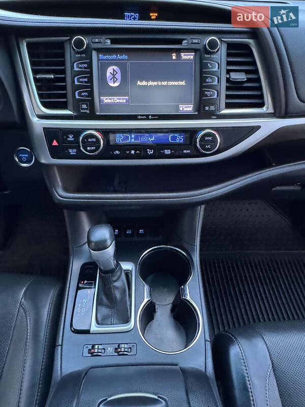 Позашляховик / Кросовер Toyota Highlander 2015 в Хмельницькому