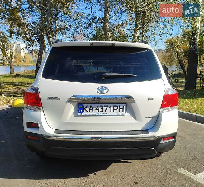 Внедорожник / Кроссовер Toyota Highlander 2010 в Киеве фото 6 Внедорожник / Кроссовер Toyota Highlander 2010 в Киеве