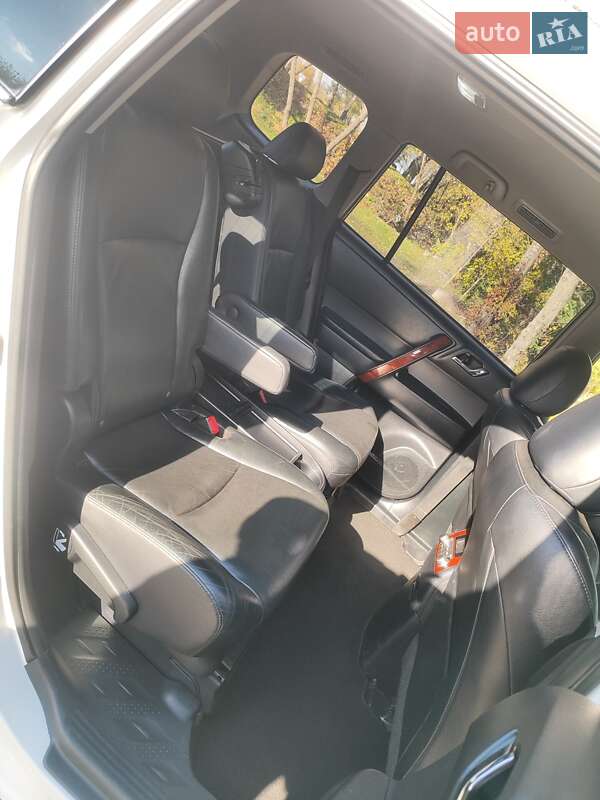 Внедорожник / Кроссовер Toyota Highlander 2010 в Киеве фото 29 Внедорожник / Кроссовер Toyota Highlander 2010 в Киеве