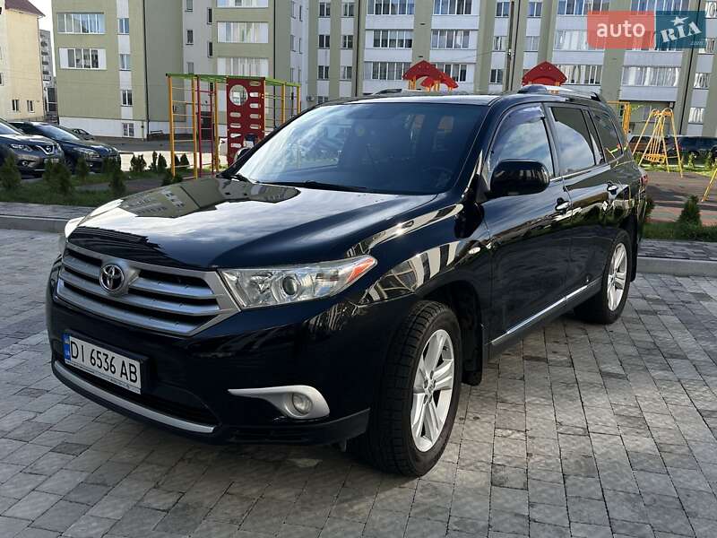 Внедорожник / Кроссовер Toyota Highlander 2013 в Сокале