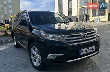 Позашляховик / Кросовер Toyota Highlander 2013 в Сокалі