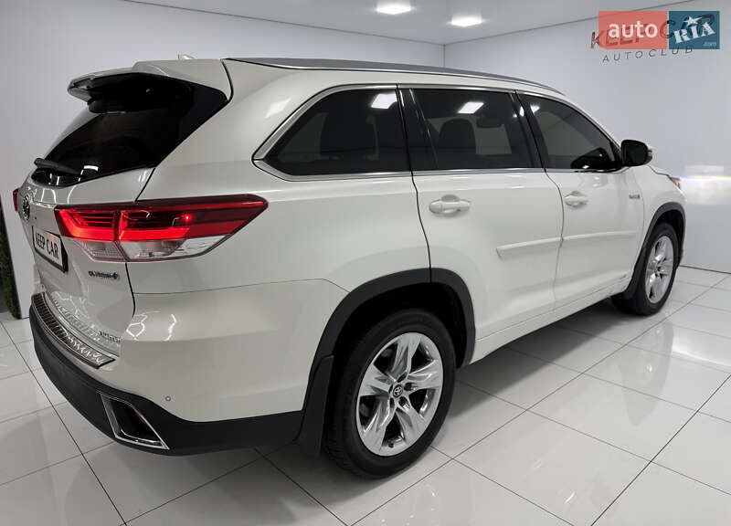 Позашляховик / Кросовер Toyota Highlander 2017 в Одесі фото 22 Позашляховик / Кросовер Toyota Highlander 2017 в Одесі
