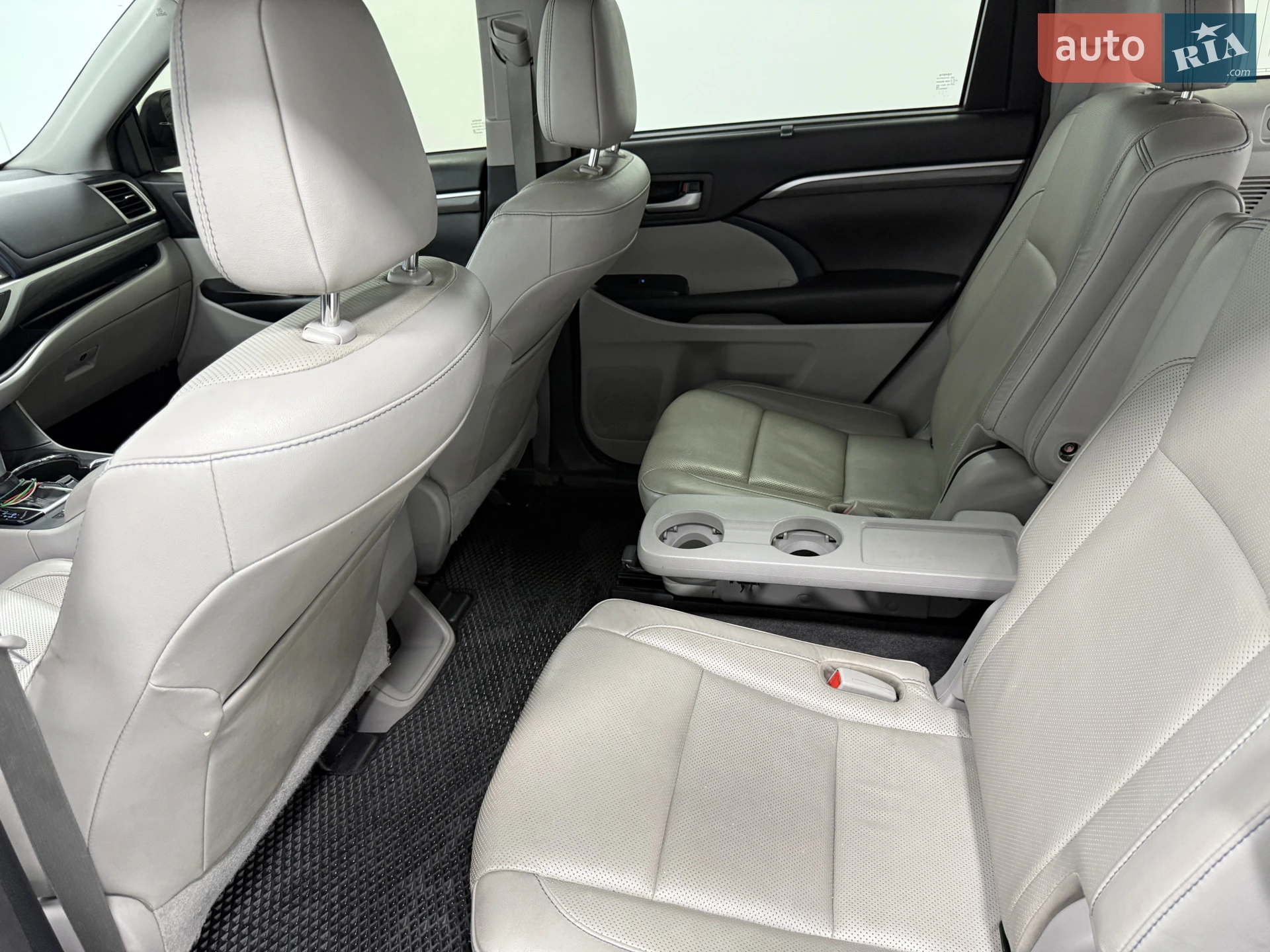 2017 Toyota Highlander - мініатюра 32