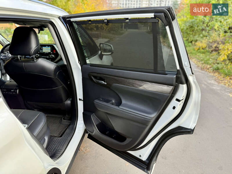 Внедорожник / Кроссовер Toyota Highlander 2021 в Киеве фото 21 Внедорожник / Кроссовер Toyota Highlander 2021 в Киеве