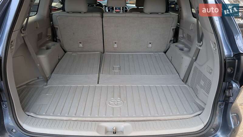 Позашляховик / Кросовер Toyota Highlander 2018 в Києві