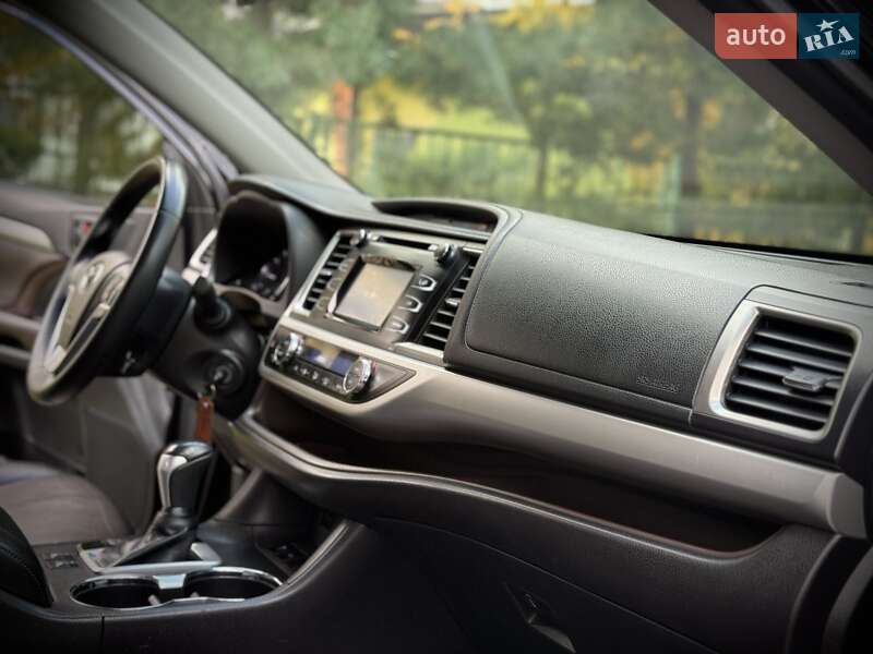 Внедорожник / Кроссовер Toyota Highlander 2014 в Ивано-Франковске фото 25 Внедорожник / Кроссовер Toyota Highlander 2014 в Ивано-Франковске