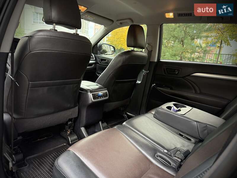 Внедорожник / Кроссовер Toyota Highlander 2014 в Ивано-Франковске фото 38 Внедорожник / Кроссовер Toyota Highlander 2014 в Ивано-Франковске