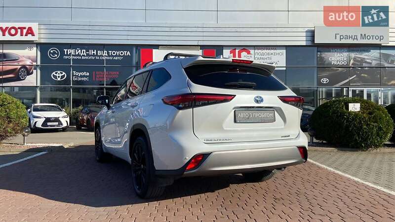 Внедорожник / Кроссовер Toyota Highlander 2023 в Хмельницком фото 2 Внедорожник / Кроссовер Toyota Highlander 2023 в Хмельницком