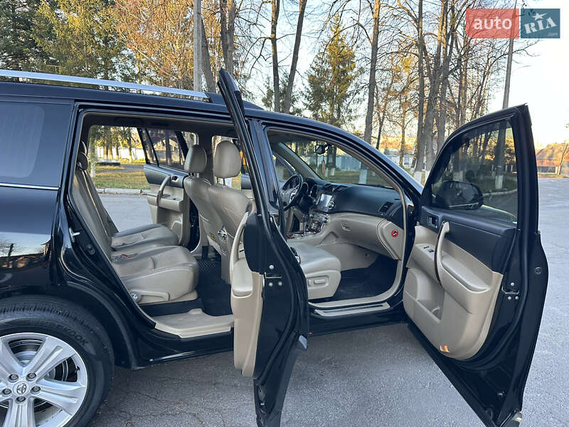 Позашляховик / Кросовер Toyota Highlander 2011 в Вінниці