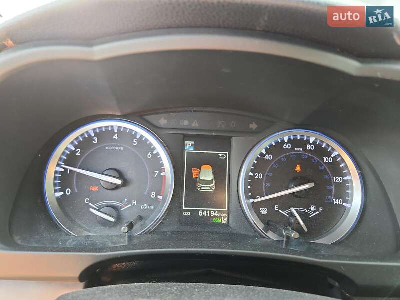 Внедорожник / Кроссовер Toyota Highlander 2018 в Киеве