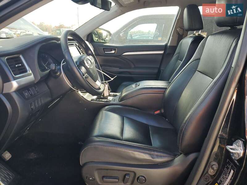 Внедорожник / Кроссовер Toyota Highlander 2019 в Киеве фото 7 Внедорожник / Кроссовер Toyota Highlander 2019 в Киеве
