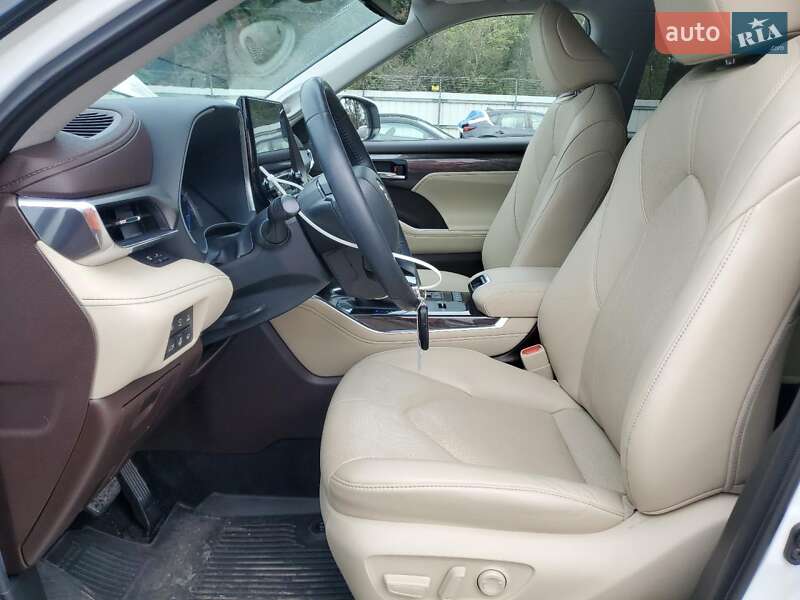 Внедорожник / Кроссовер Toyota Highlander 2022 в Львове фото 7 Внедорожник / Кроссовер Toyota Highlander 2022 в Львове