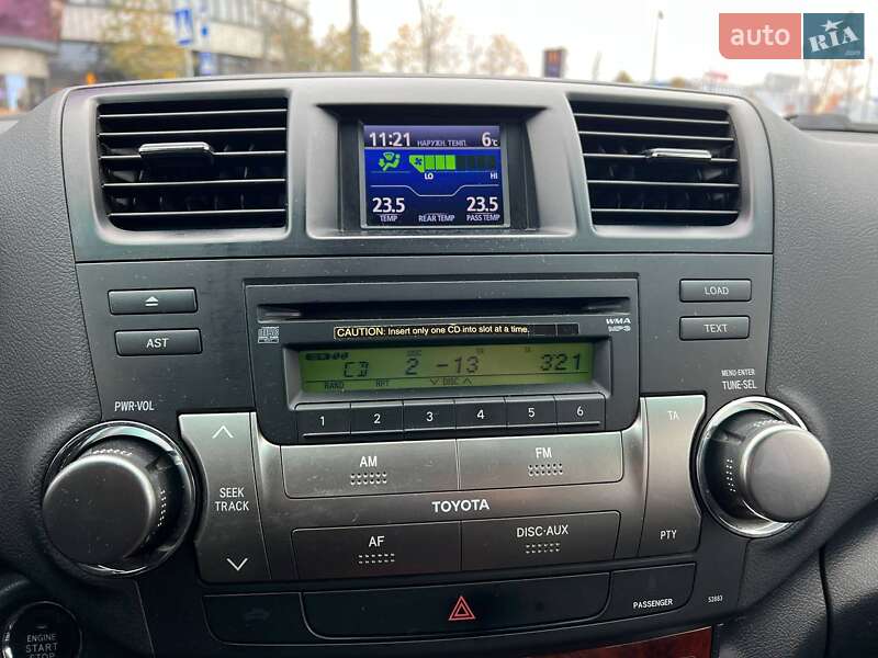 Внедорожник / Кроссовер Toyota Highlander 2011 в Киеве