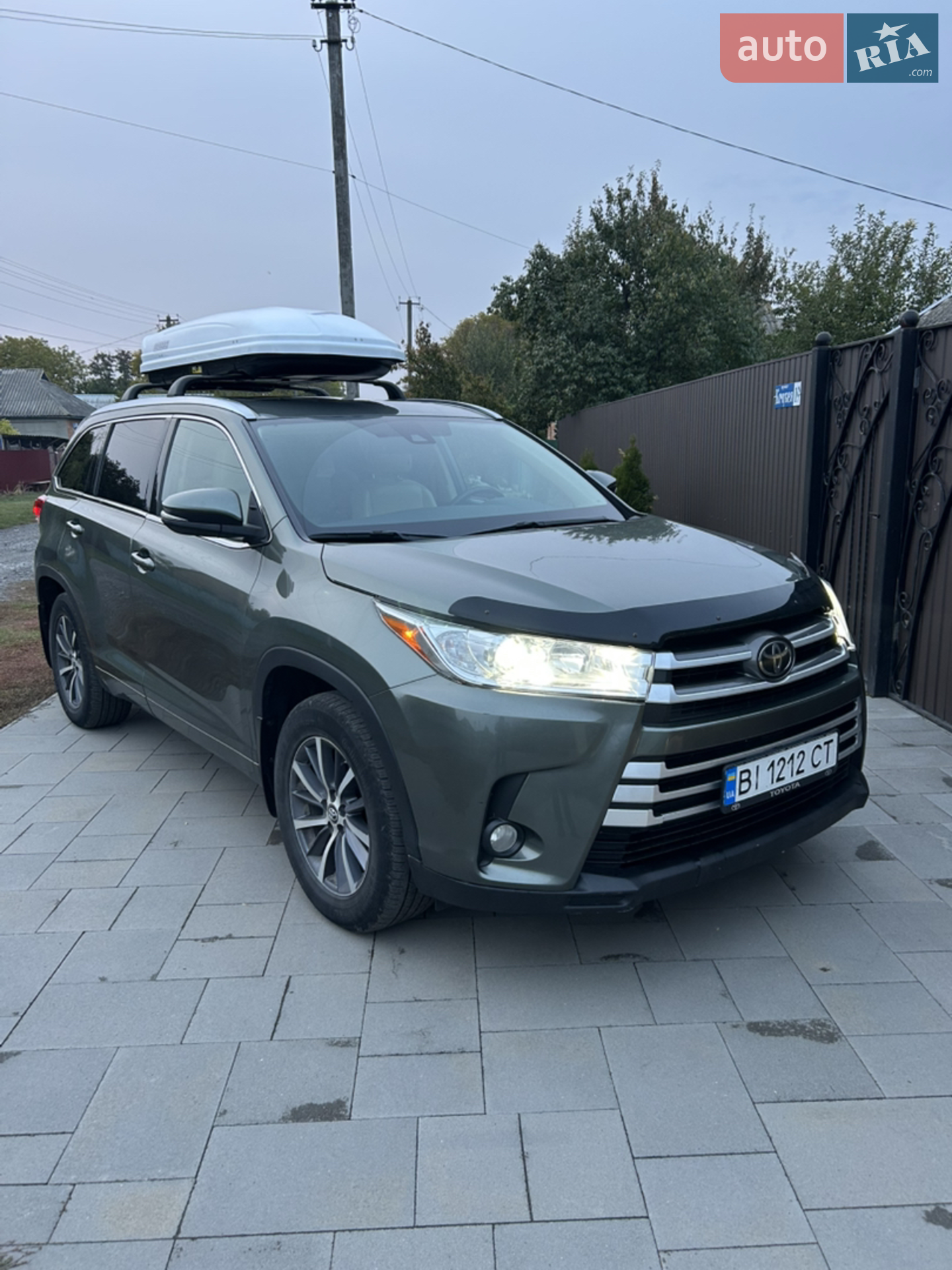 2017 Toyota Highlander - мініатюра 2