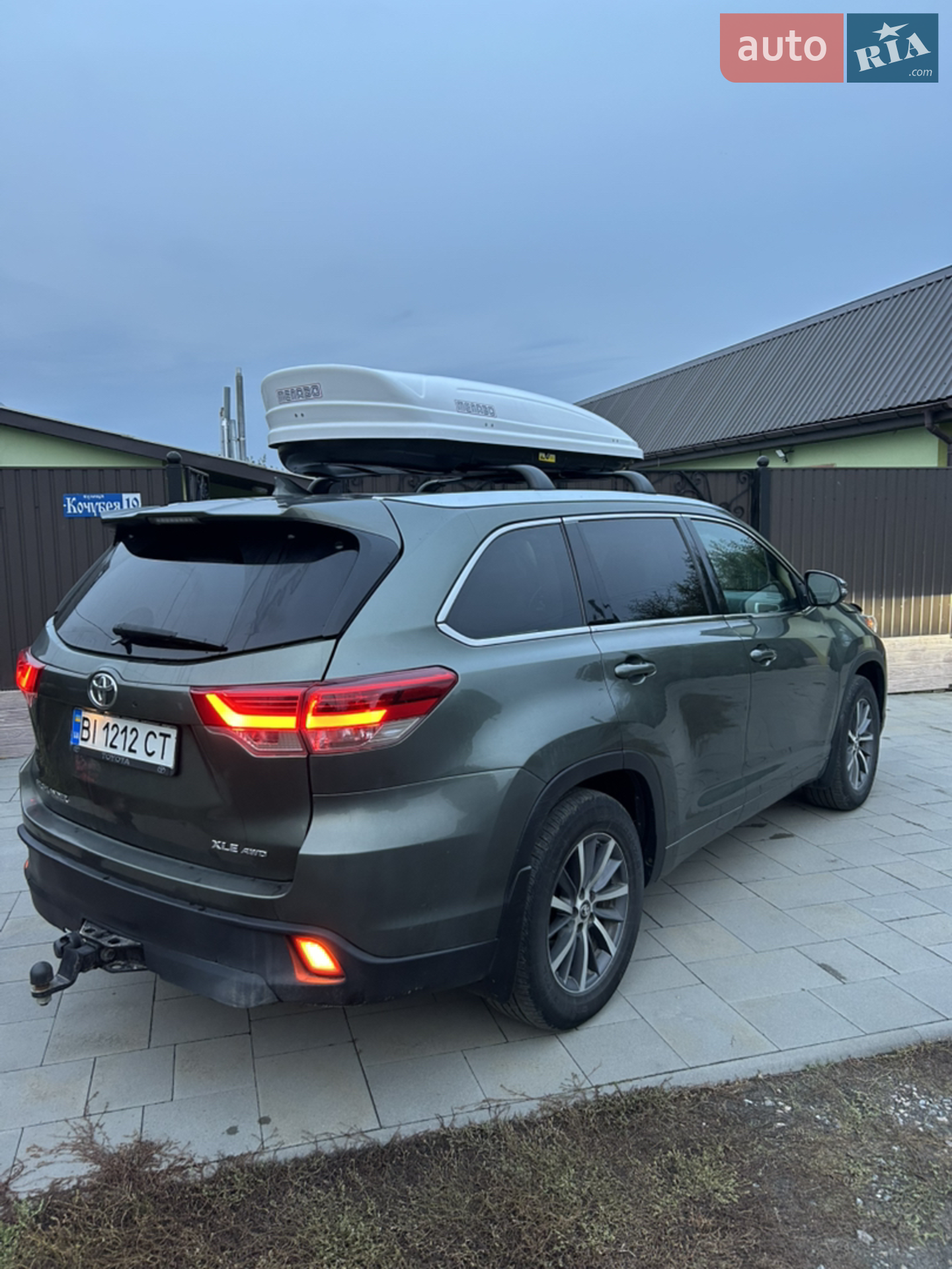 2017 Toyota Highlander - мініатюра 3