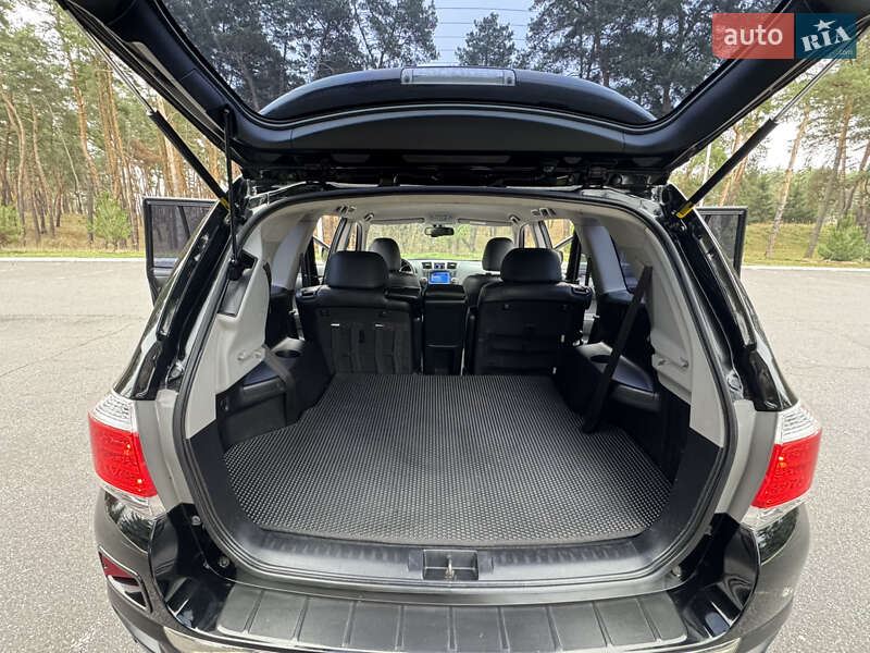 Позашляховик / Кросовер Toyota Highlander 2013 в Києві