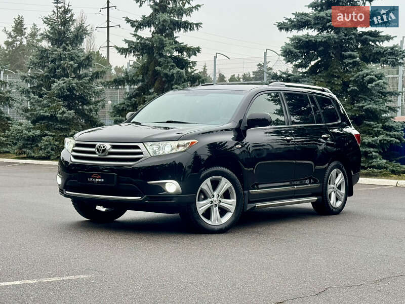 Позашляховик / Кросовер Toyota Highlander 2013 в Києві