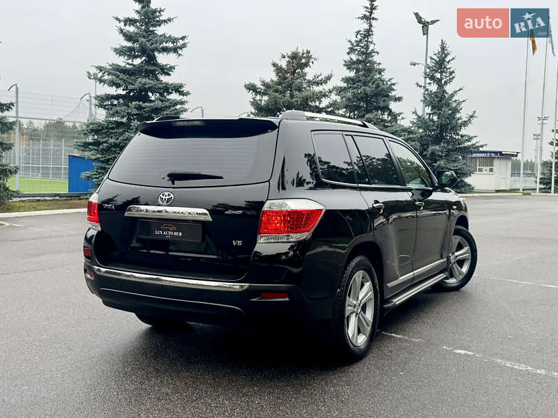 Позашляховик / Кросовер Toyota Highlander 2013 в Києві