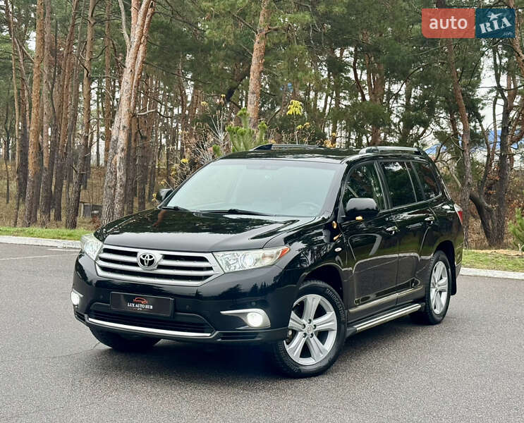 Позашляховик / Кросовер Toyota Highlander 2013 в Києві