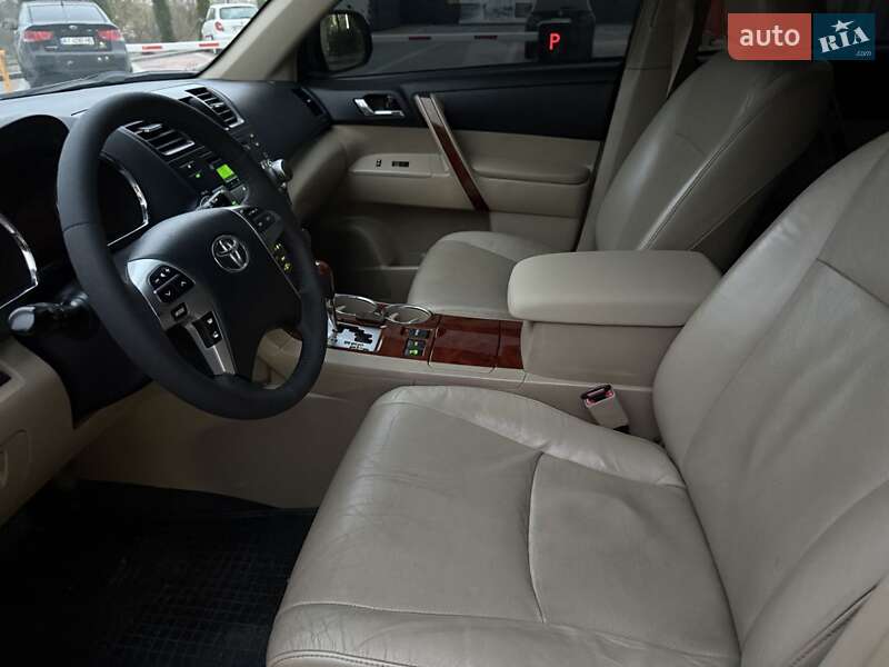 Внедорожник / Кроссовер Toyota Highlander 2011 в Киеве фото 5 Внедорожник / Кроссовер Toyota Highlander 2011 в Киеве