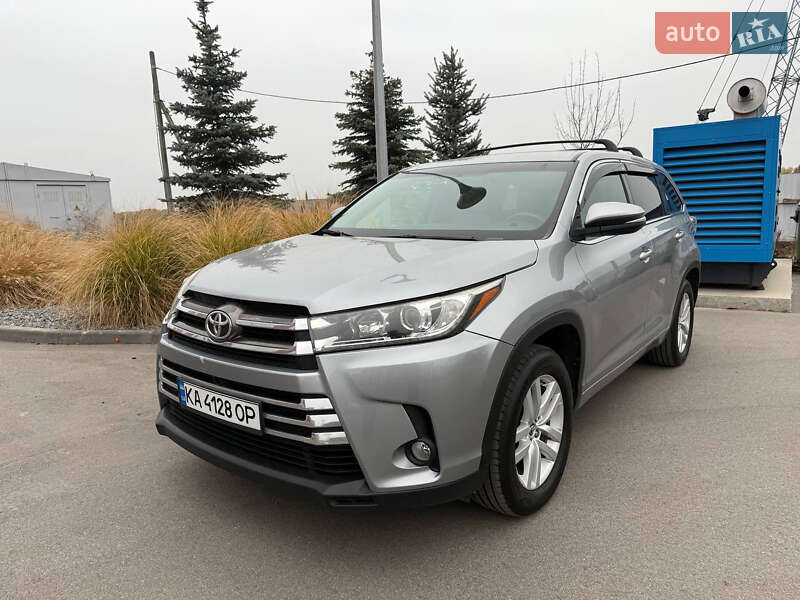 Внедорожник / Кроссовер Toyota Highlander 2016 в Днепре фото 48 Внедорожник / Кроссовер Toyota Highlander 2016 в Днепре