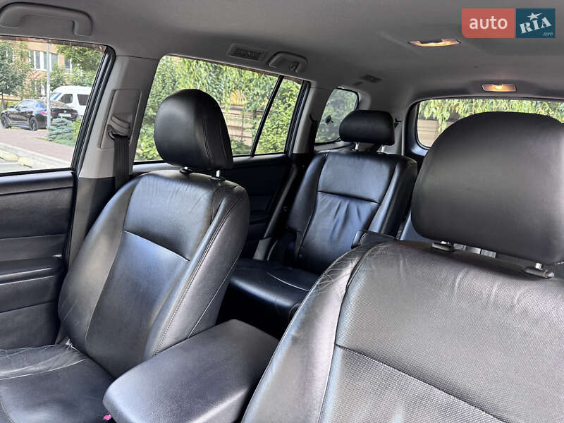 Позашляховик / Кросовер Toyota Highlander 2012 в Софіївській Борщагівці
