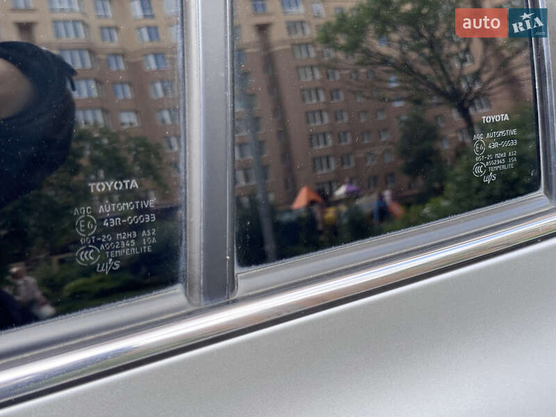 Позашляховик / Кросовер Toyota Highlander 2012 в Софіївській Борщагівці