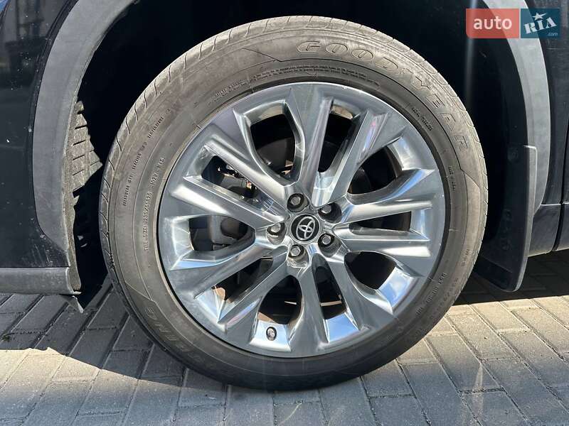 Внедорожник / Кроссовер Toyota Highlander 2021 в Киеве фото 30 Внедорожник / Кроссовер Toyota Highlander 2021 в Киеве