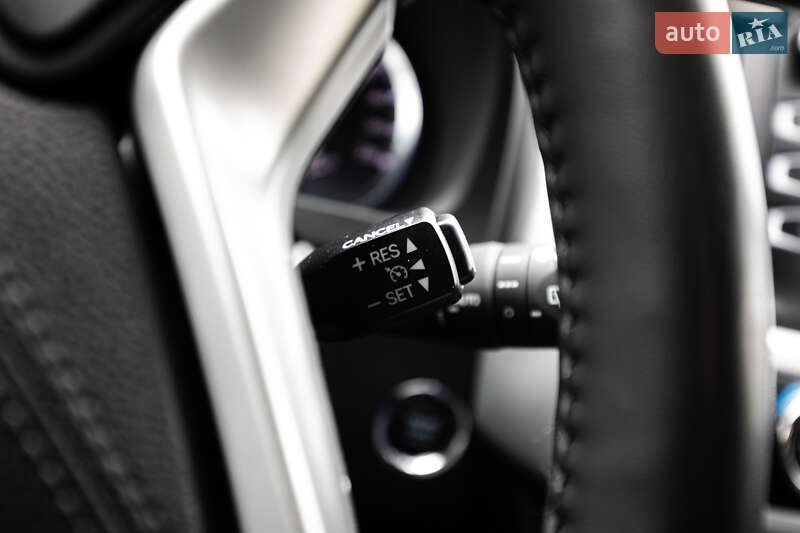 Позашляховик / Кросовер Toyota Highlander 2019 в Києві фото 31 Позашляховик / Кросовер Toyota Highlander 2019 в Києві