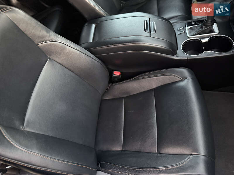 Внедорожник / Кроссовер Toyota Highlander 2017 в Киеве фото 19 Внедорожник / Кроссовер Toyota Highlander 2017 в Киеве