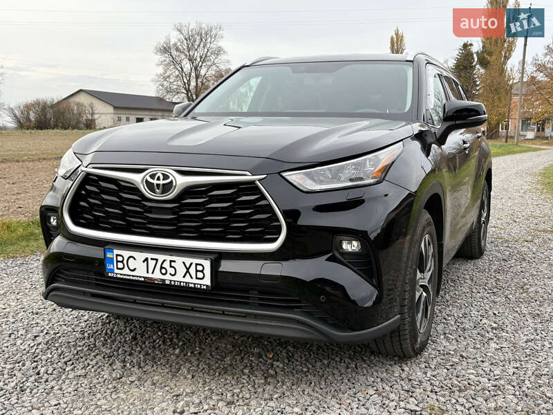 Toyota Highlander 2020