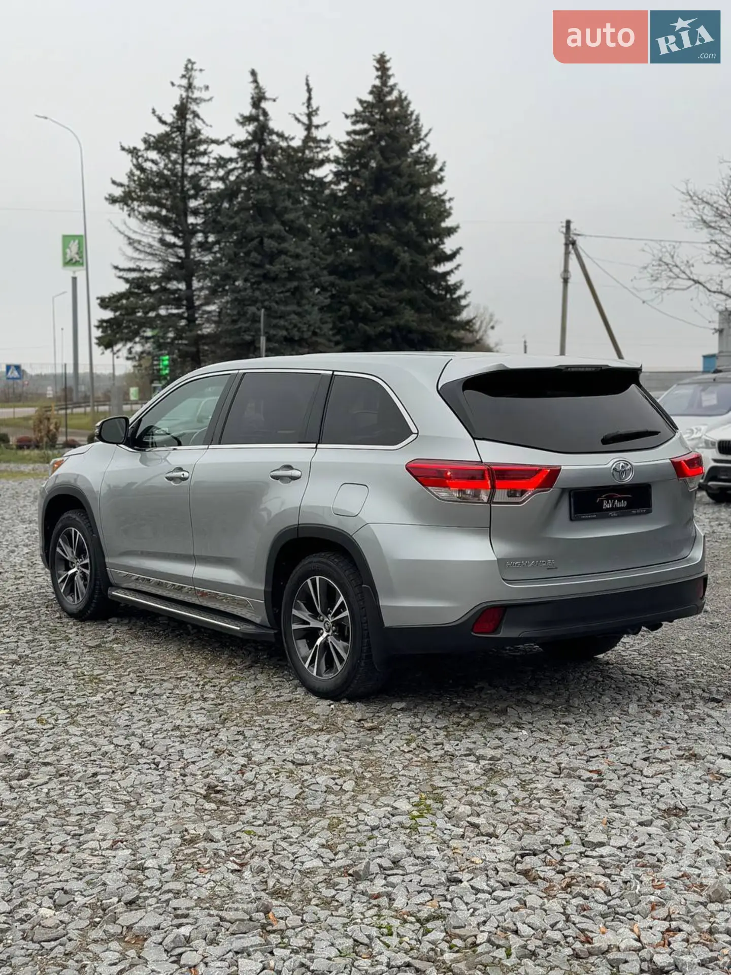 2017 Toyota Highlander - мініатюра 3