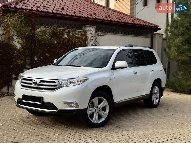 Внедорожник / Кроссовер Toyota Highlander 2011 в Одессе
