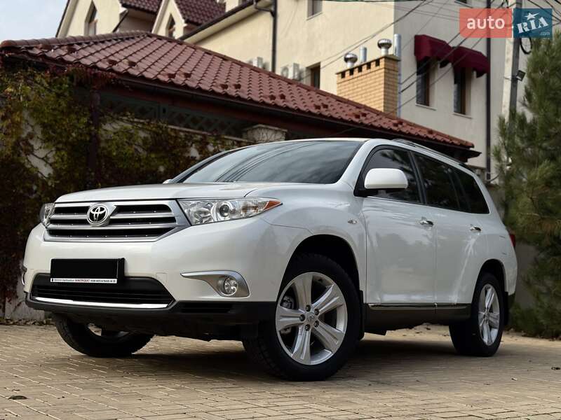 Внедорожник / Кроссовер Toyota Highlander 2011 в Одессе