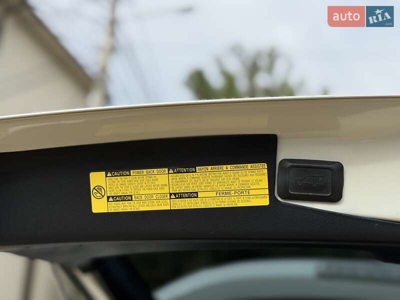 Внедорожник / Кроссовер Toyota Highlander 2011 в Одессе