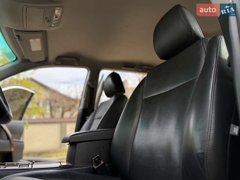 Внедорожник / Кроссовер Toyota Highlander 2011 в Одессе